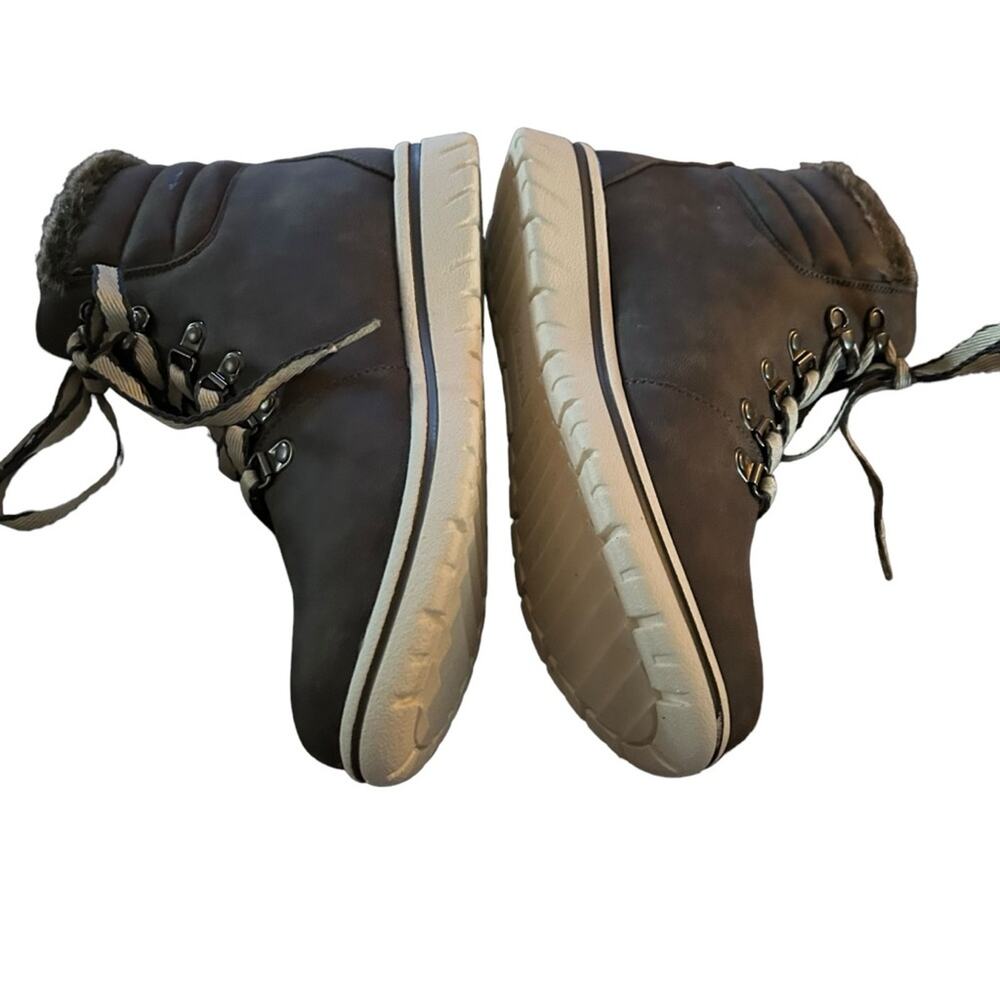 Cliffs by White Mountain Hallet Hiking Boot Bootie NEW Size 9 Grey Gray Fur Trim - Picture 8 of 11